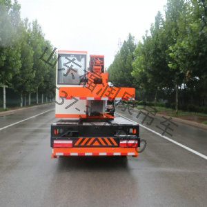 藍(lán)牌K5噸汽車吊 東風(fēng)多利卡
